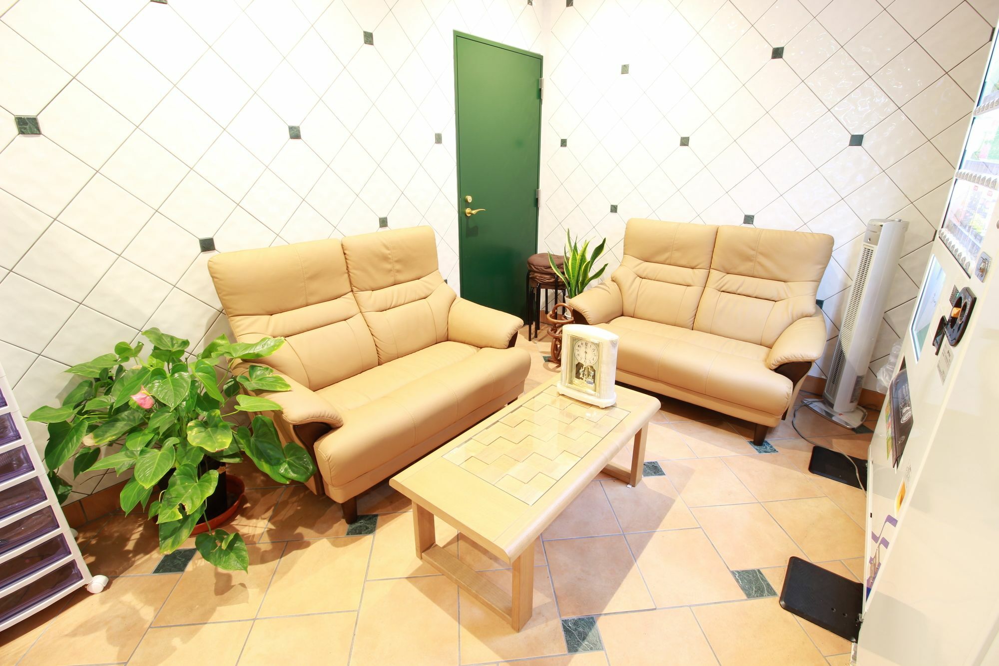 Patio Kyobashi Apartment Osaka Exterior photo